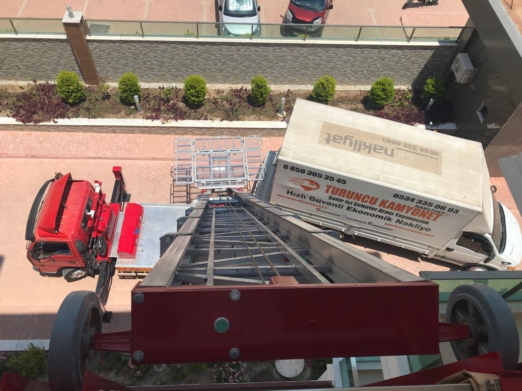 Evden Eve Nakliyat Asansörü